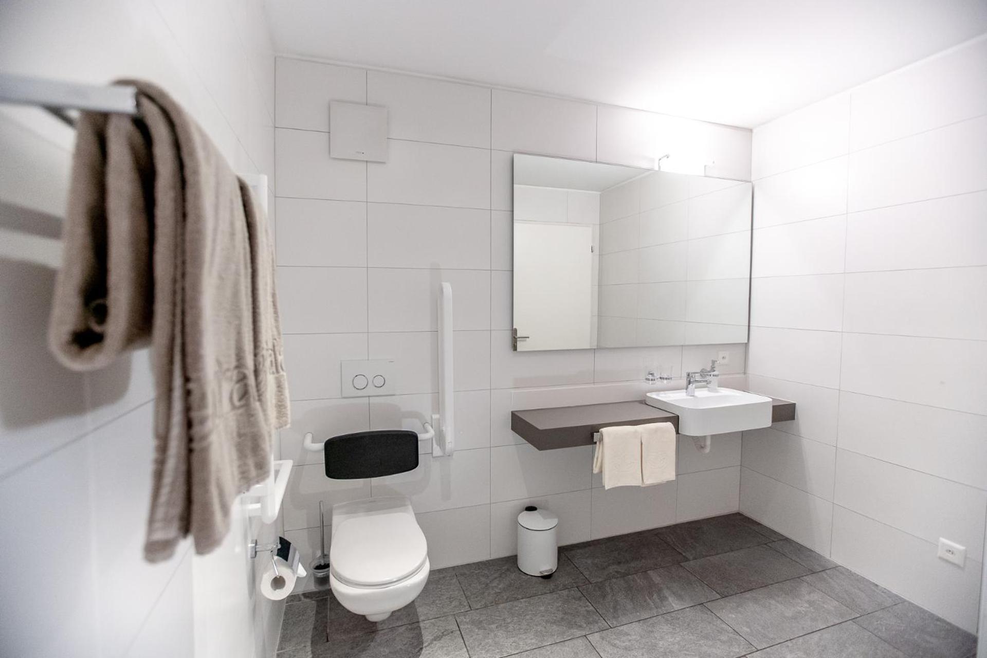 Miralago Locarno Easy Rooms Muralto Room photo