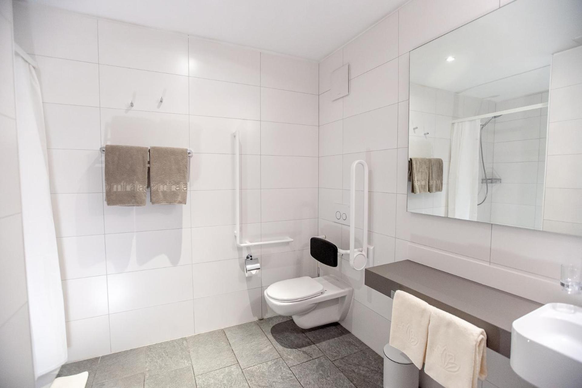 Miralago Locarno Easy Rooms Muralto Room photo
